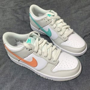 나이키 GS 덩크 로우 화이트 본 피치 아쿠아 CW1590-101