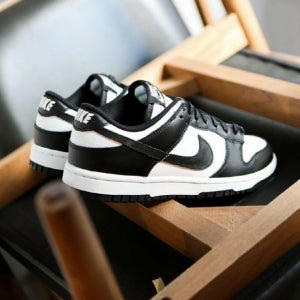 나이키 GS 덩크 로우 화이트 블랙 흰검 범고래 CW1590-100