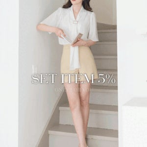 {세트}디에아 블라우스+플림 하프 팬츠