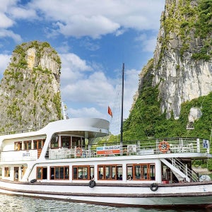 하노이 출발 하롱베이 원데이 크루즈(셔틀 버스 포함)