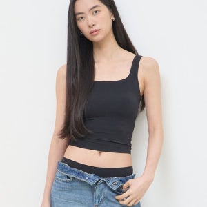 모달 멜로우 노브라탑