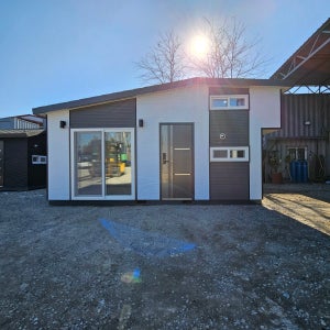 광고 메인 이미지