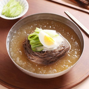 최고의 맛과 가성비 모두 갖춘 탄력 있는 면발 칡 냉면(물 비빔) 4인분