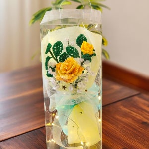 뜨개꽃다발,장미 한송이,led 포함,로즈데이,성년의날, 메이드위드러브 madewithlove