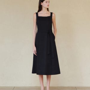 스텝어라운드 Square Neck Sleevless Onepiece_Black