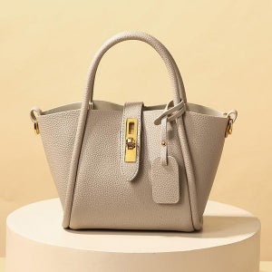 프리스틴 오드 토트백