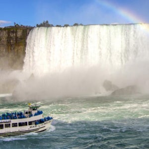 뉴욕 나이아가라 폭포 - 자연의 경이로움을 경험하는 일일투어