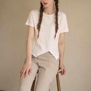 [미케네] 아쿠아마린 엠-슬릿 포인트 티-셔츠