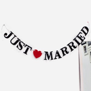 JUST MARRIED 웨딩가랜드 LPRG01