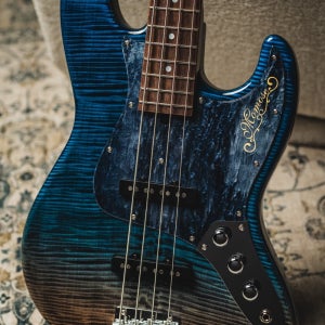 Momose MJ-TOCHI SP’24/NJ-Seaside Blue Gradation w/Flame Tochi Top, Matching Headstock & Madagascar R