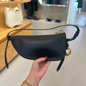 버버리 미니 쉴드 슬링백 80775801