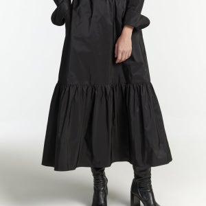빠투 블랙 단색 밴딩스커트 TUSK4F111BK