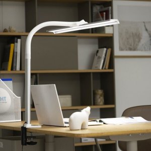 프리즘 브로드윙L 화이트 멜라토닌 LED 와이드 스탠드 LSP-9300WH 책상 조명