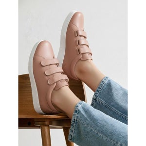 [핏플랍] 랠리 퀵 스틱 패스닝 Anatomicush 스니커즈 베이지 FFSO2F507I2