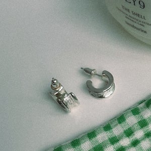 ROUGH DONUT EARRING, 에메세드(emesed)