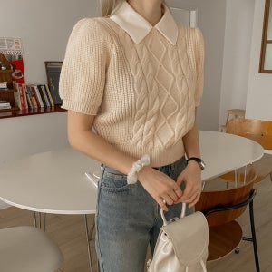 러블리 투웨이 셔츠 카라 꽈배기 퍼프반팔 니트