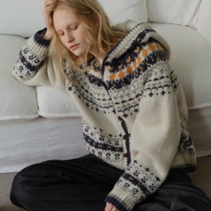 [유라고] Jacquard hoodie cardigan 2310211