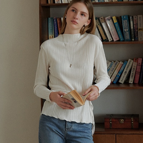 [아워코모스] comos 1201 high neck pleats top (cream)