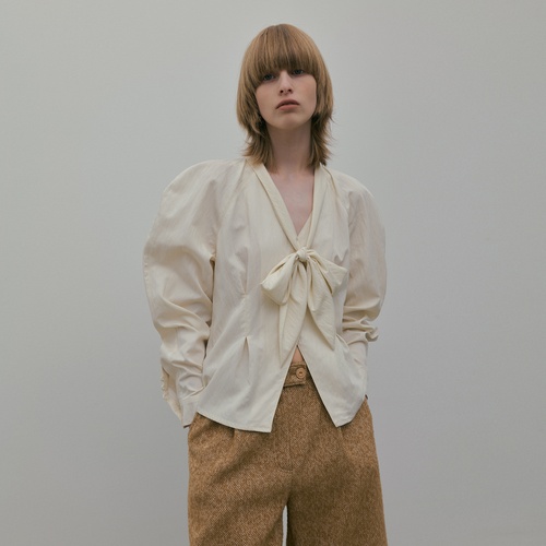 [오버듀플레어] TIE RAGLAN BLOUSE_CREAM IVORY