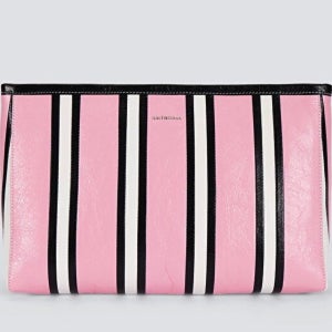 발렌시아가 바베스 이스트웨스트 가죽 라지 클러치 672970 2100M 5960 바자 라지클러치 31766396