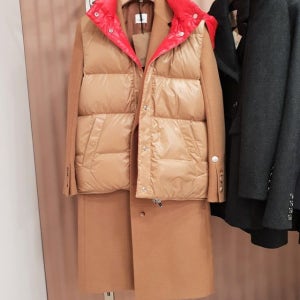 버버리 우먼스 디태처블 리버시블 베스트 패딩 코트 BRONZE 45606271