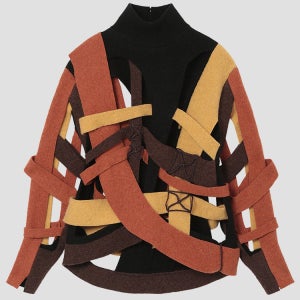 마메 쿠로구치 브라운 바스켓 모티프 니트 탑 MM23FW-KN048