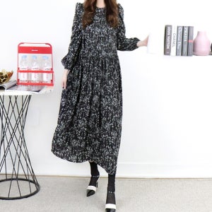 이자벨 블랙 플라워 하이웨이스트 셔링루즈핏 롱 원피스[긴팔 꽃무늬 패턴 나염 박시 박스 면 라운드 긴 봄 가을 고급 명품보세 데일리룩 여행룩 편한 브랜드 러블리 디자이너 날씬해보이