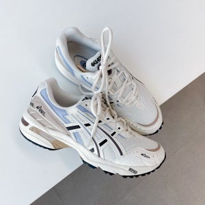 아식스 젤 1090 크림 베이지 남여공용 러닝화