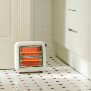 플러스마이너스제로 [본사직영] 원적외선 히터 Y010