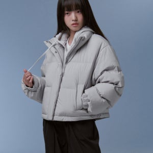 [무신사 스탠다드 우먼] 우먼즈 데일리 푸퍼 숏 패딩 재킷 [애쉬 그레이] MWCUJ904-AY
