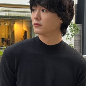 [르아르] 미니멀 울 반목폴라 니트 [블랙] L24FWKN01101