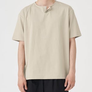 [토피] 원 버튼 반팔 티셔츠 (BEIGE) T1S-SOBTS10