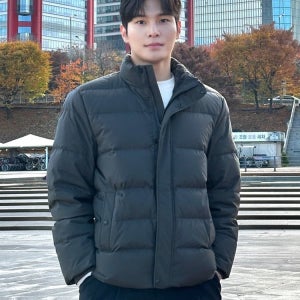 [헤지스 남성] [ESSENTIAL DOWN] 챠콜 그레이 중량 구스다운 패딩 점퍼 HZJU4D403CG