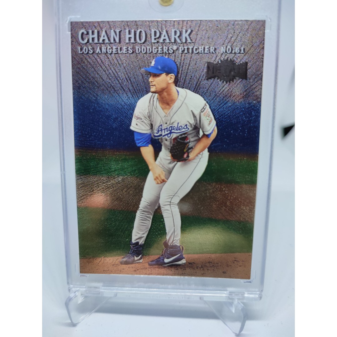 2000 Skybox Metal 129번 박찬호 Chan-Ho Park 야구 MLB 카드  1개