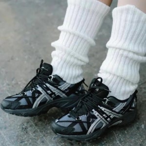 아식스 젤 카하나 TR V2 미티어라이트 블랙 실버 1203A557-020