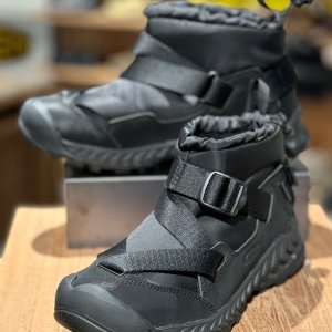 킨 운동화 KEEN 24FW 남성 방한부츠 사계절 런닝화 042 KNSO4F101BK