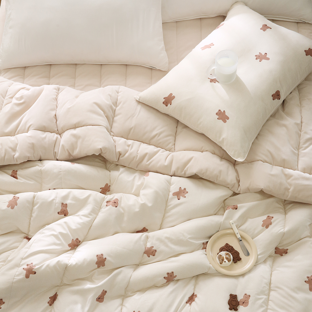 <b>플로라</b> 코지베어 1.5mm 세미 극세사 겨울 차렵이불 SS