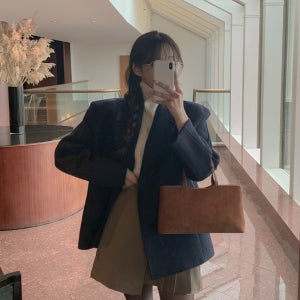 체르나 하프 코트(가을 간절기 가을자켓 간절기자켓 미들코트 미들자켓 울코트 울자켓 데일리룩 출근룩 하객룩 데이트룩 청순 꾸안꾸 한파 겨울아우터)