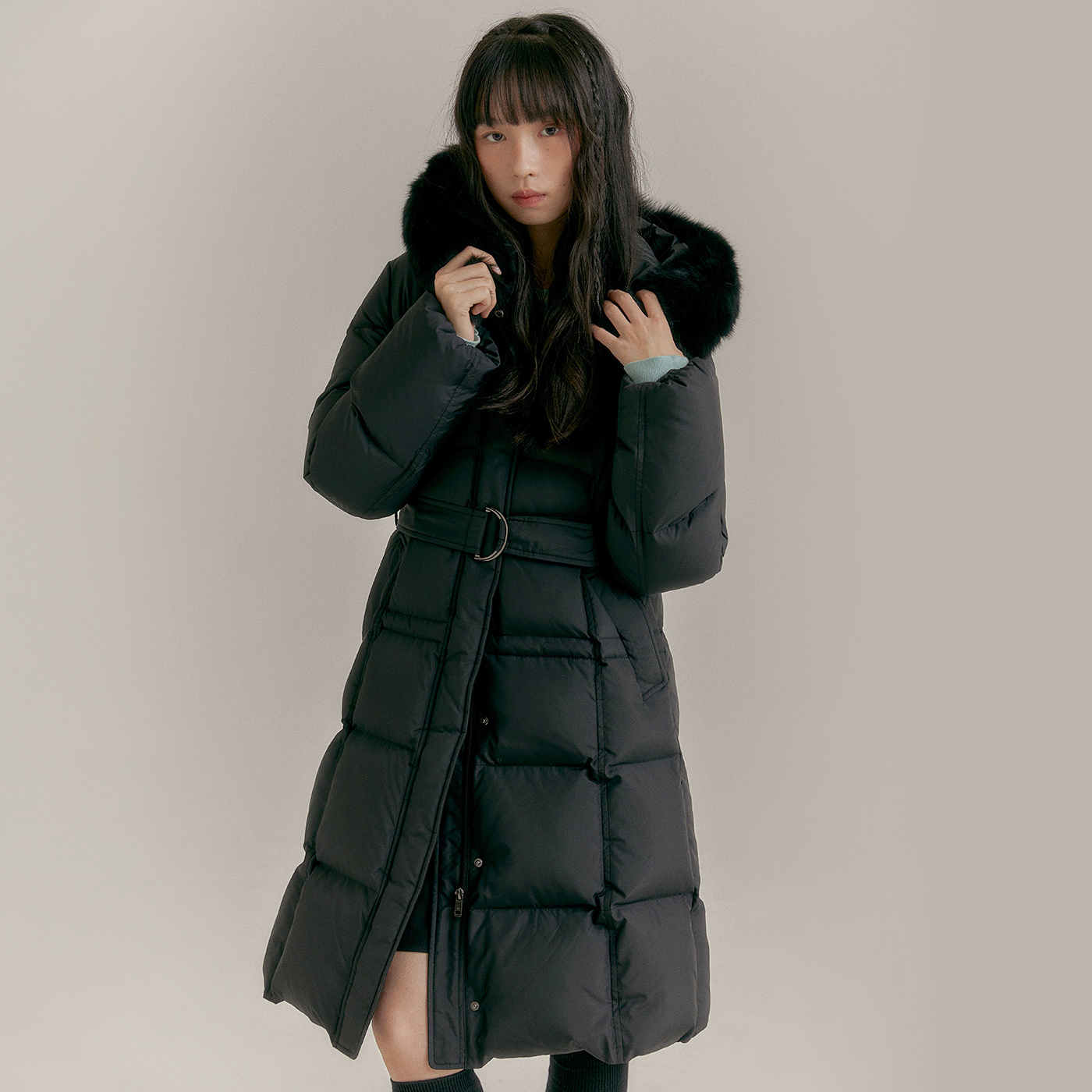 로엠 벨티드 롱 다운 RMJDE4VR02