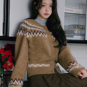 ROUND COWICHAN CARDIGAN BROWN