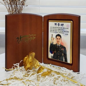 군인 초상화 전출패 전역패 감사패 영전패