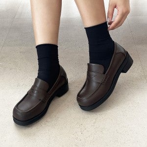 [아이브 장원영,연우 착용] 인텐스 by 엘칸토 여성 와이드 페니로퍼 4cm LCWD37I339