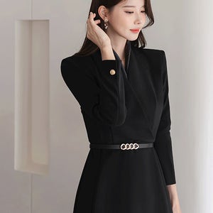 헤로스 오픈 브이넥 랩 슬림라인 플레어 벨트 원피스