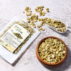 오븐에 구워 더욱 고소 담백한 구운 국산 호박씨 90g 2팩