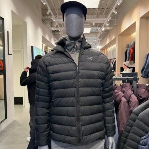 아크테릭스 세륨 후디 경량 다운 패딩 자켓 남성용 24FW X000007313