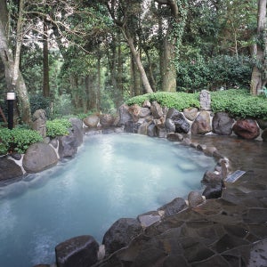 [하나투어] [N번째 일본 소도시] 가고시마 3일 온천호텔 센간엔 스타벅스 세토 내해 감상 사쿠라지마 페리탑승