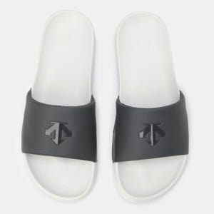 데상트 아이싱 나스 슬라이드 Sq123lsd11