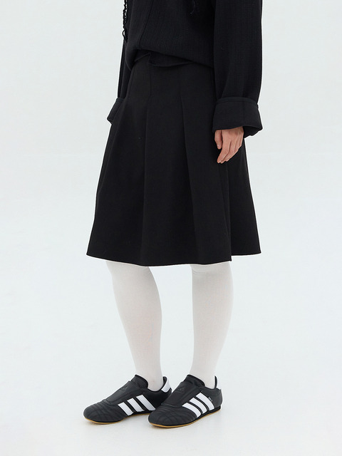 리플렉티브룸 ART TUCK MIDI SKIRT