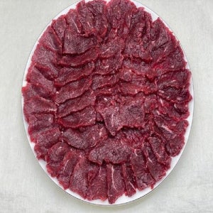 국내산 한우 뭉티기 250g + 한우 육회 300g