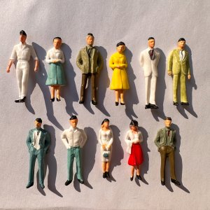 11개 미니 피규어, 1.38인치, HO 스케일 모델 기차 및 건물 조경 액세서리, 피규어 조경 장식용, 보관 용이, 무독성, 사회적 기술 향상, 18세 이상에 적합, ABS 소재
